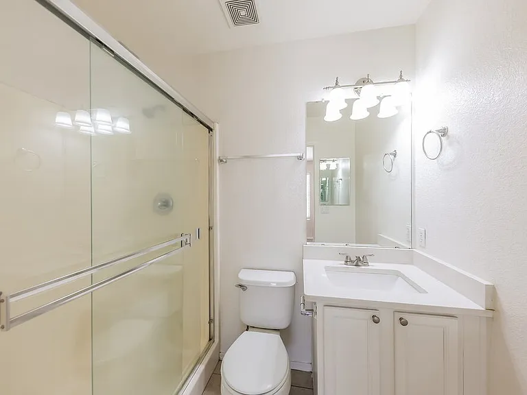 11335 W Crestbrook Dr — Photo 11