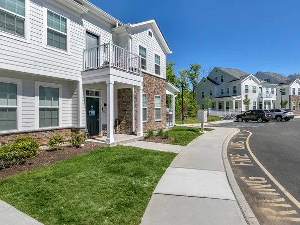 The Willows at Annandale Village