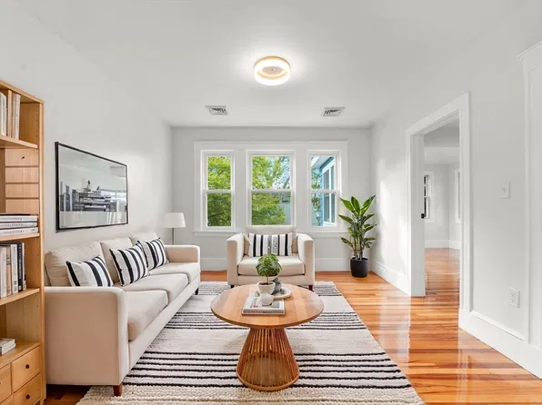 5-7 Colby St, Belmont, MA 02478