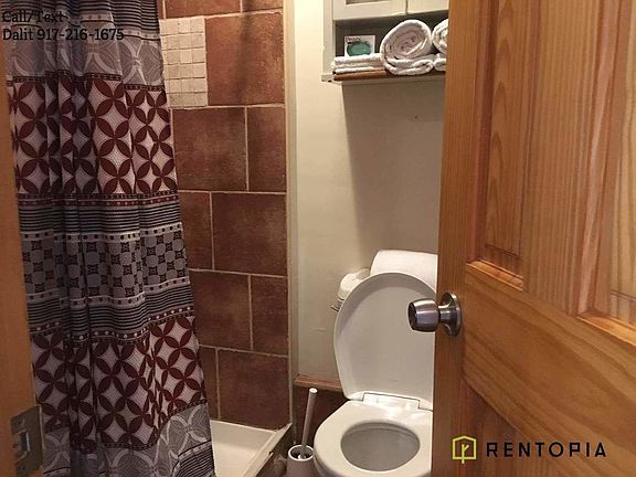 5th image of 399 Smith St #1L