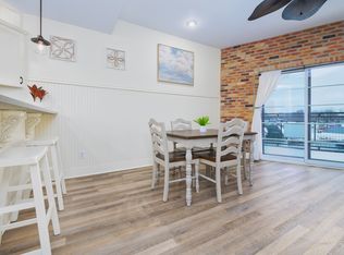 516 Williams St APT 15, South Haven, MI 49090