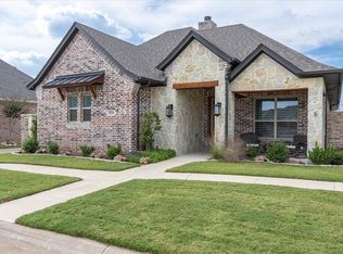 3520 Fountain Way, Granbury, TX 76049
