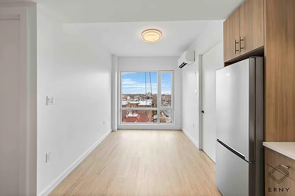 Rented by ERNY LLC | media 20