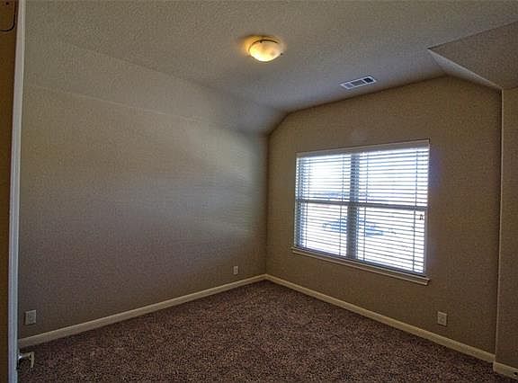3rd image of 4107 Sandalwood Ct