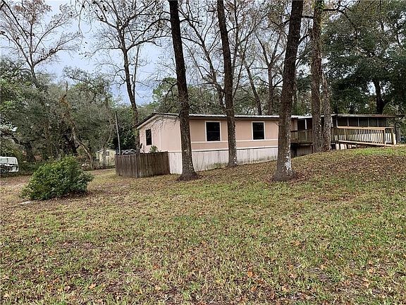 2nd image of 3241 Tulip St