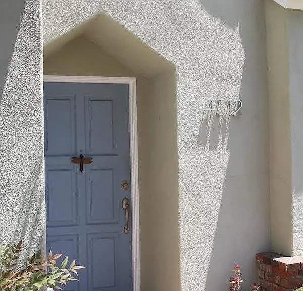 4512 Salisbury Dr — Photo 2