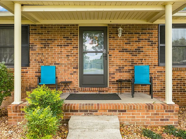 1663 Ragland Ln — Photo 24