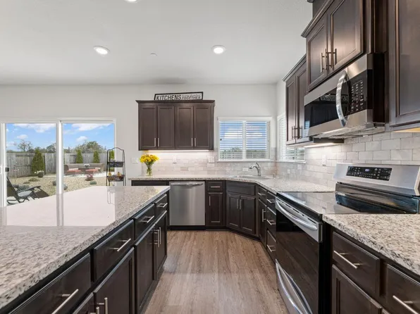 1510 Baywood Greens Dr, Ione, CA 95640