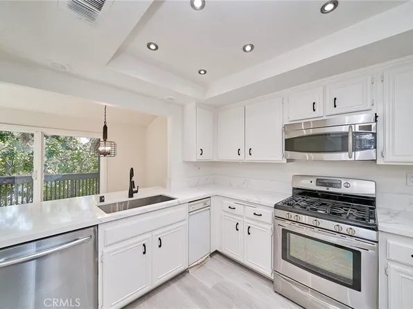 1403 Pinon Pl #2, Fullerton, CA 92835