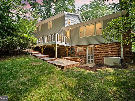 3rd image of 8104 Chivalry Rd