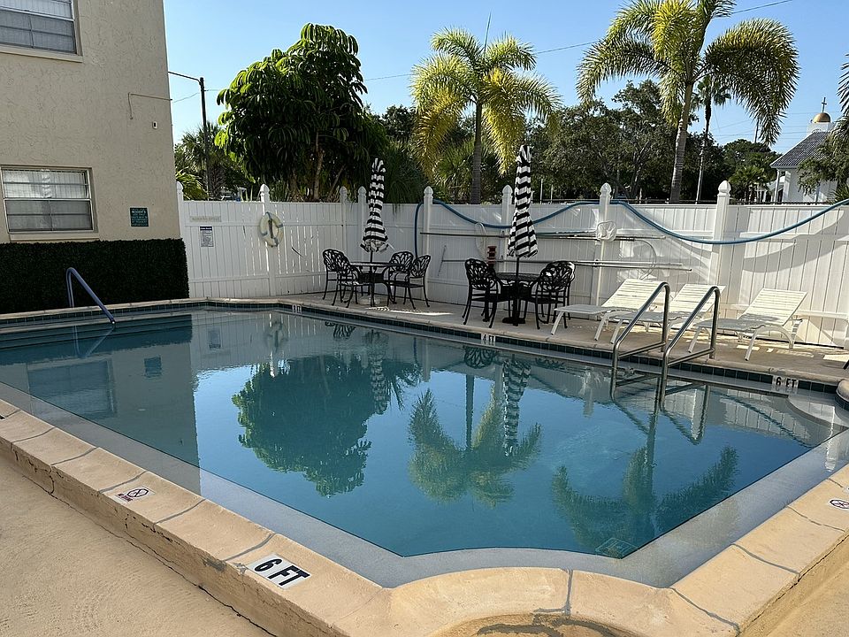 1st image of 3724 76th St N APT 127