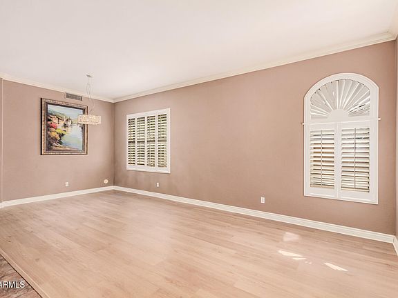 5th image of 1294 W REMINGTON Drive