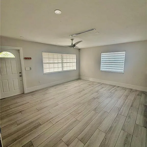 733 Pine Cone Ln — Photo 11