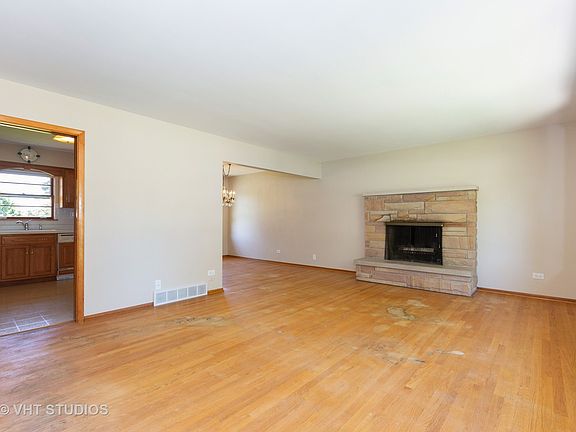 2nd image of 5521 Fairmount Ave