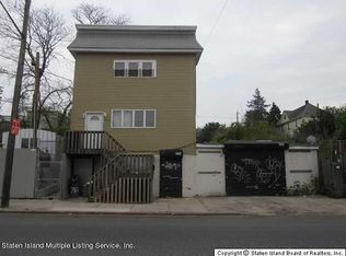762 Richmond Ter, Staten Island, NY 10301