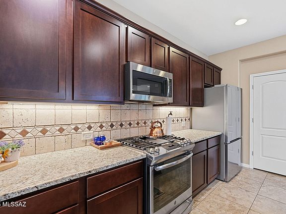 2nd image of 1058 N Echo Ranch Dr