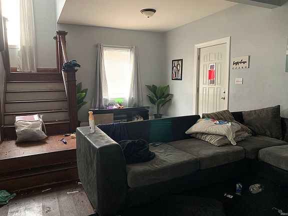 5th image of 1037 Sherman Ave