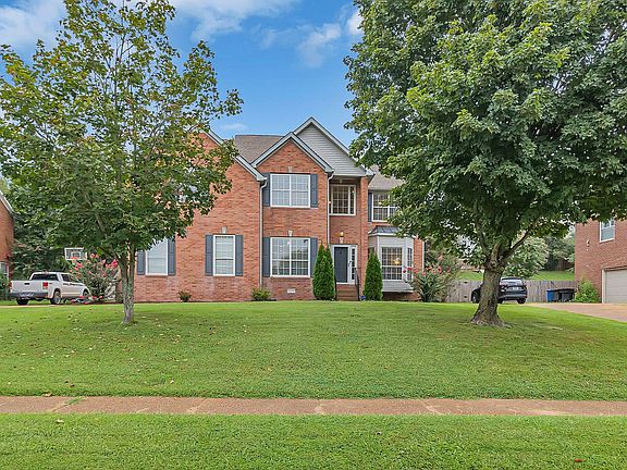 3rd image of 236 Dandridge Dr
