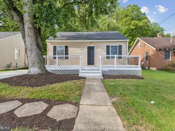 4011 White Haven Dr, Dumfries, VA 22026