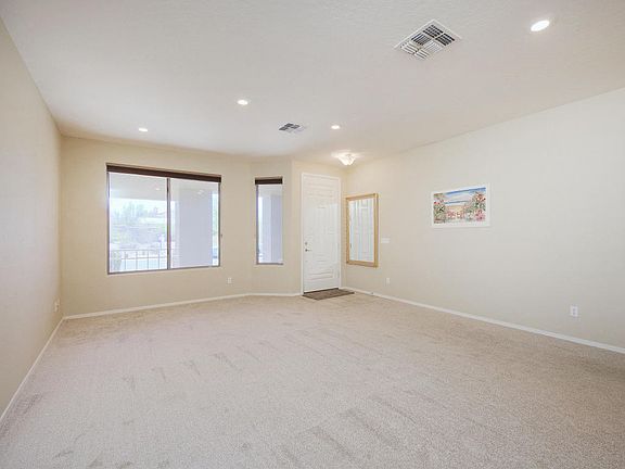 3rd image of 2640 N Sterling