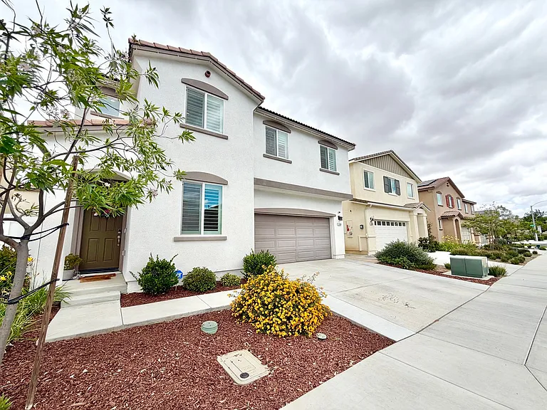 36389 Flare Dr — Photo 3