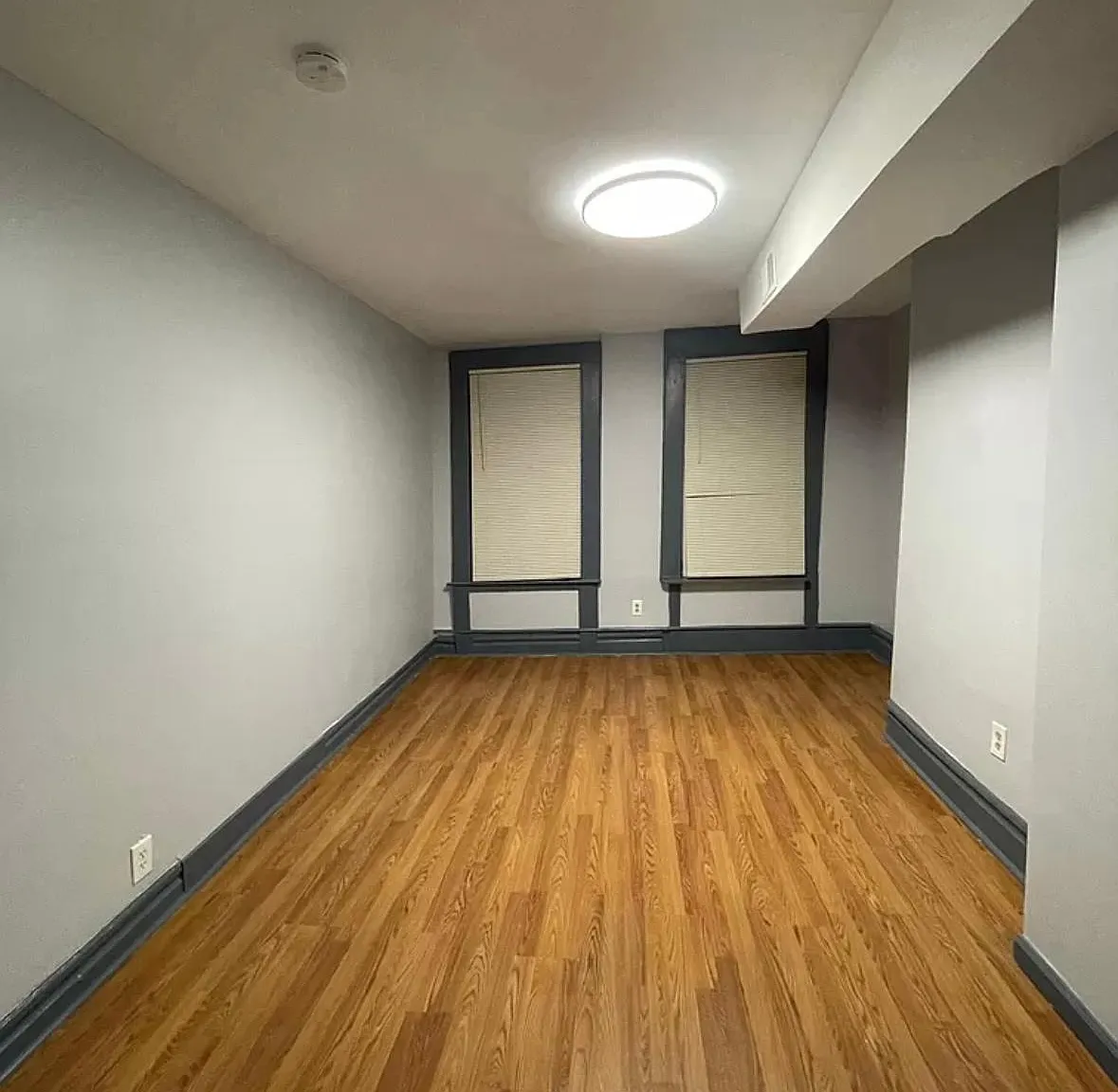 2 bed, 800 sqft, $1,800 — Photo 4