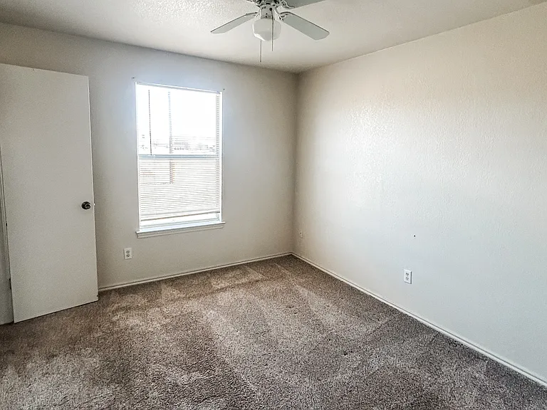 1808 Windward Dr #B — Photo 14