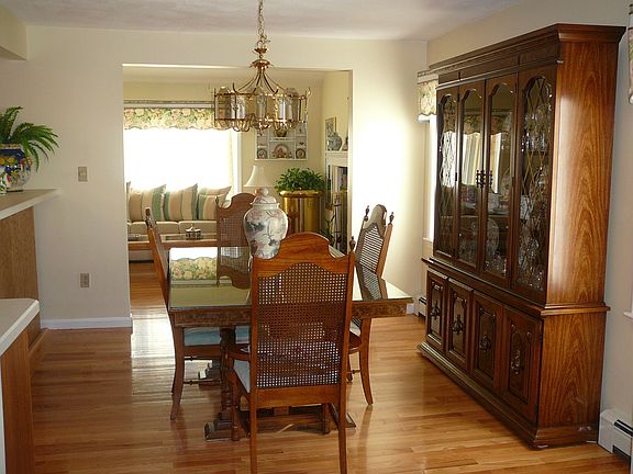 formal dining room