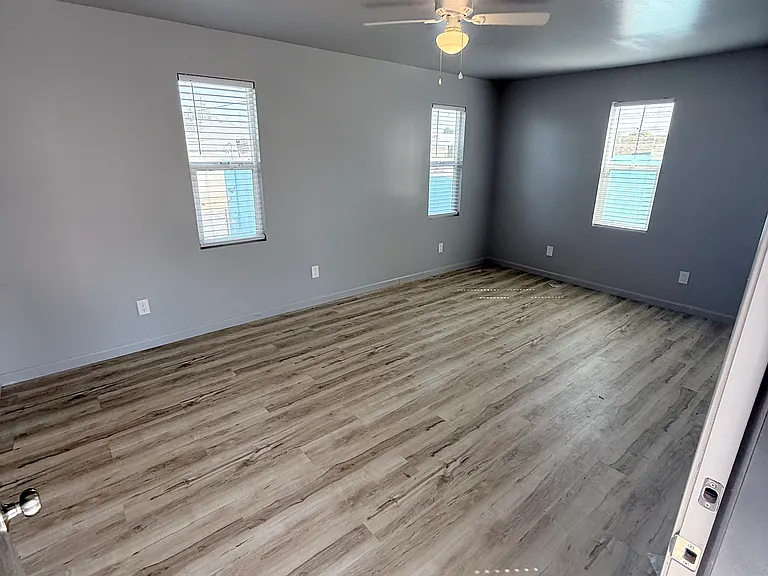 708 Sutter St — Photo 15