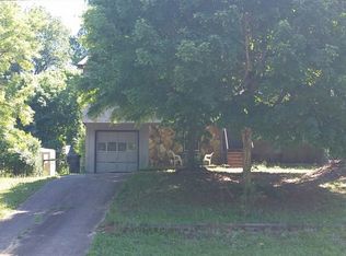 452 Oak Rd, Lawrenceville, GA 30044