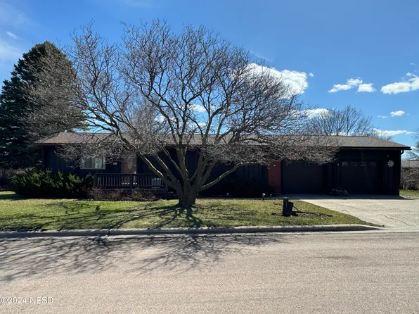 740 Burdick Ave, Ortonville, MN 56278
