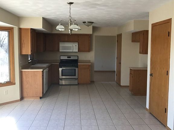 5th image of 5134 Citadel Ct