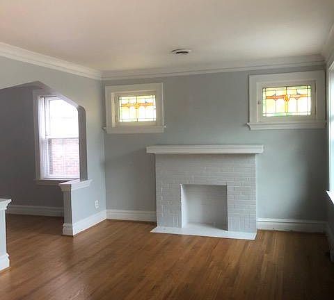 2nd image of 5059 Lindenwood Ave APT A