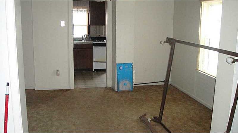 2nd image of 1318 E Ave NW