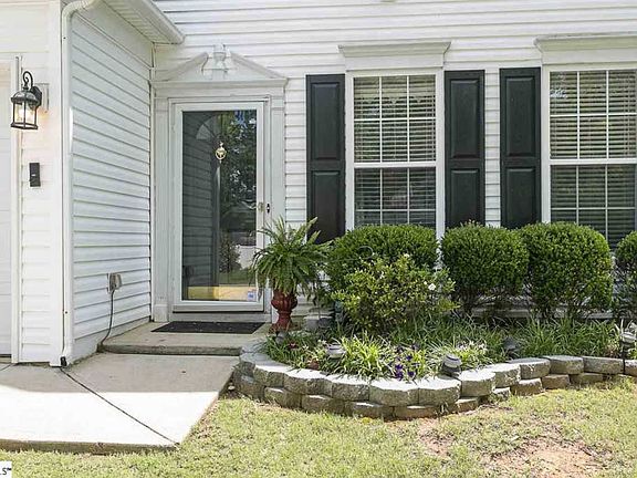 5th image of 115 Eagleston Ln