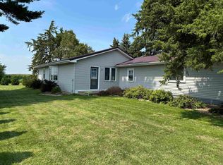 9896 Lincoln Rd, Morrison, IL 61270