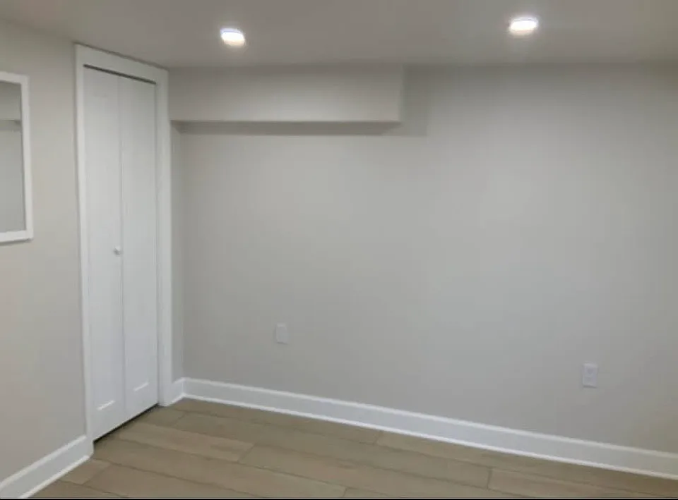 Studio, 400 sqft, $1,250 — Photo 1