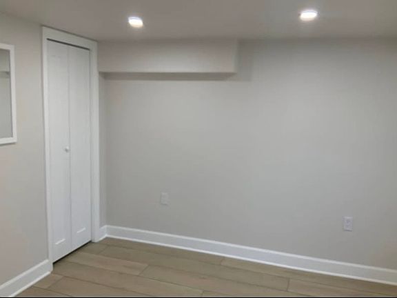 3rd image of 8848 N Burrage Ave #A