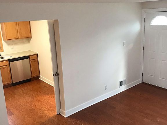 5th image of 243 Washington Ave