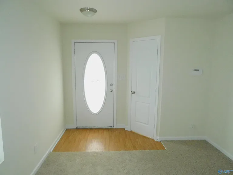 130 Lockport Dr — Photo 3