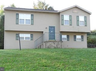 1869 Brandywine Ln, York, PA 17404