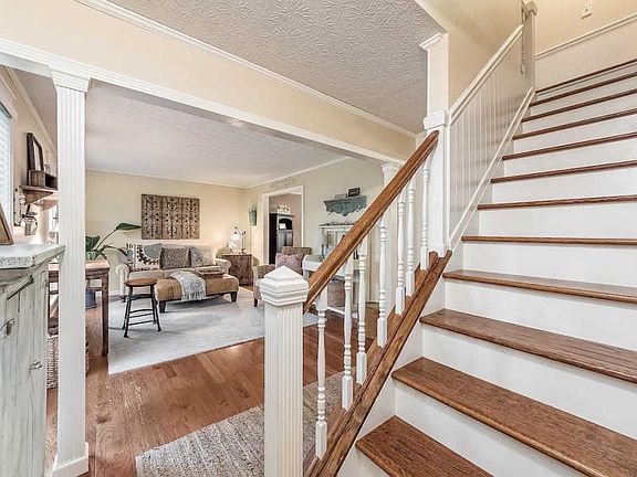 4th image of 6751 Cowan St
