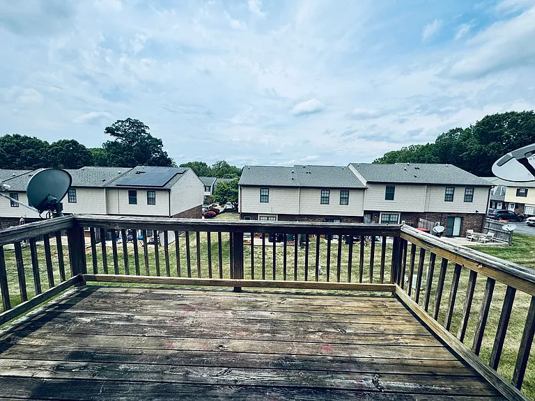 151 Kitty Hawk Sq — Photo 8