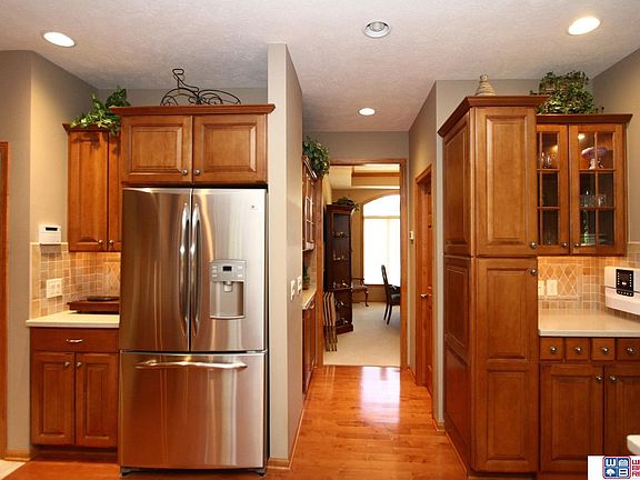 2nd image of 7751 Viburnum Dr