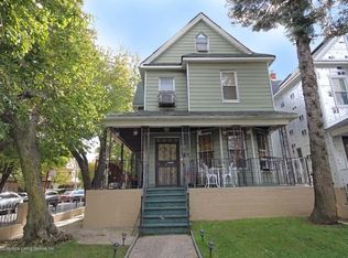 220 Beverley Rd, Brooklyn, NY 11218