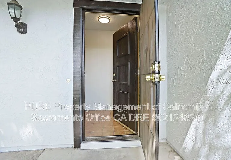 6101 Tupelo Dr — Photo 6