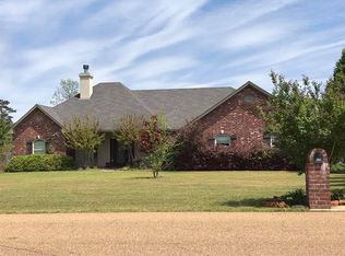 355 Braeburn Glen Dr, Minden, LA 71055