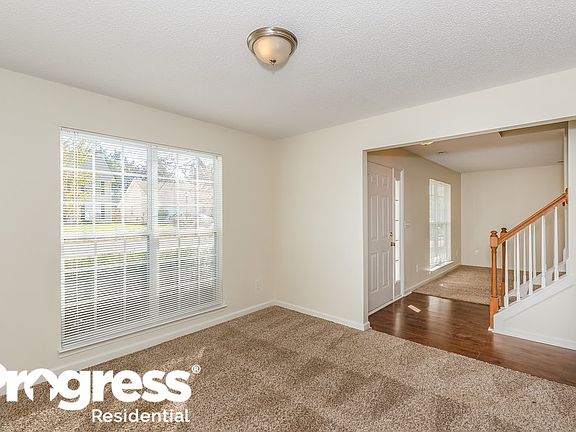 4th image of 12527 Autumn Blaze Dr