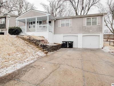 6335 Parkview Ln, Omaha, NE, 68104