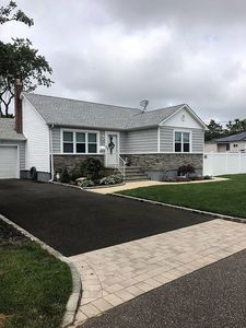 121 Arthur Ave, West Babylon, NY, 11704